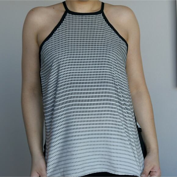 Ombre graphic top high low tie in the back S - Picture 3 of 3